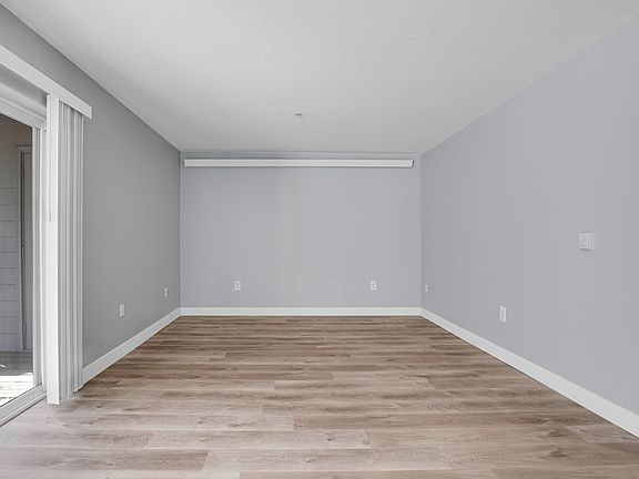 4th image of 10010 SW 125th Ave #252-207B
