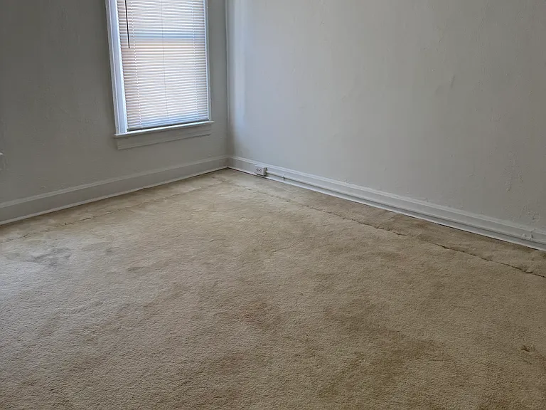 135-137 Fairground Ave — Photo 14