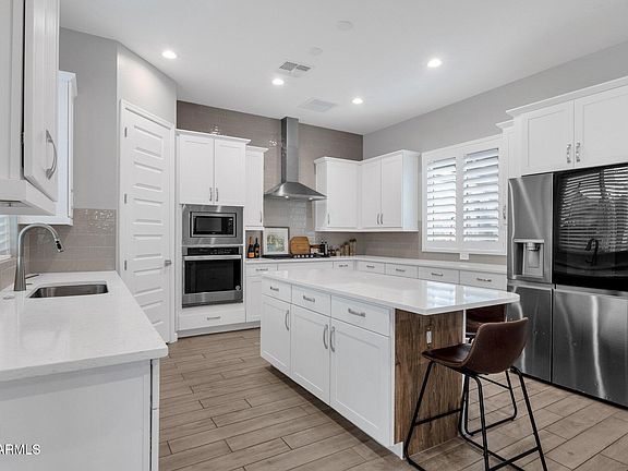 5th image of 4864 E MURIEL Drive