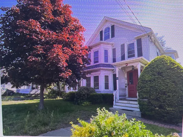 936 Main St #3, South Weymouth, MA 02190