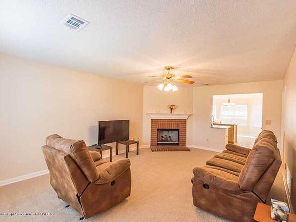 4th image of 7121 Creekside Dr