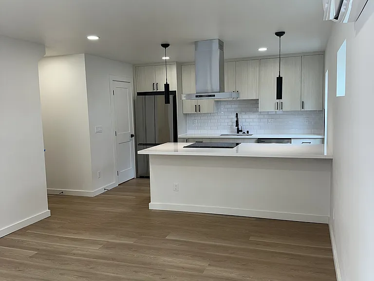 1630 Scenic Dr #C — Photo 7
