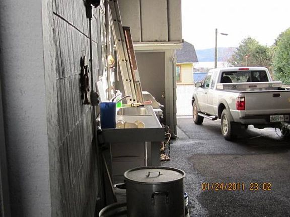 FISH CLEANING STATION