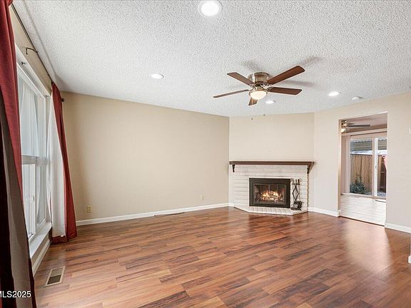 4th image of 850 Woodberry Dr APT 2
