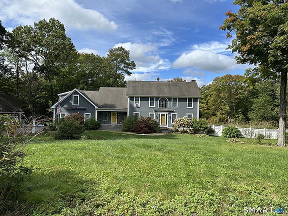 3rd image of 57 Lily Pond Road