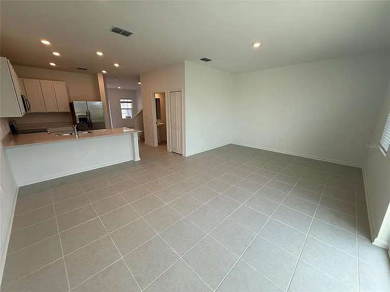 2567 Skyliine Loop — Photo 7