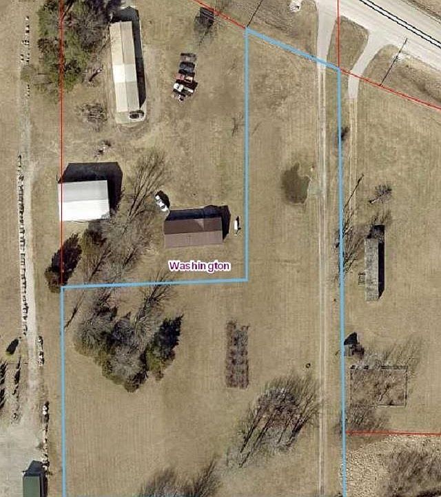 2nd image of 284 E Sample Rd