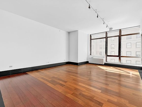 2nd image of 40 Broad St APT 19B