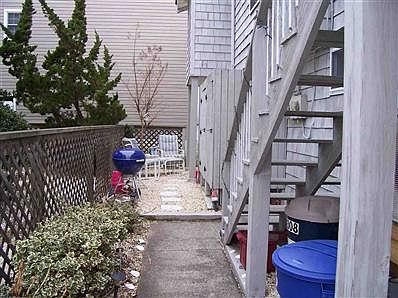 5th image of 308 33rd St