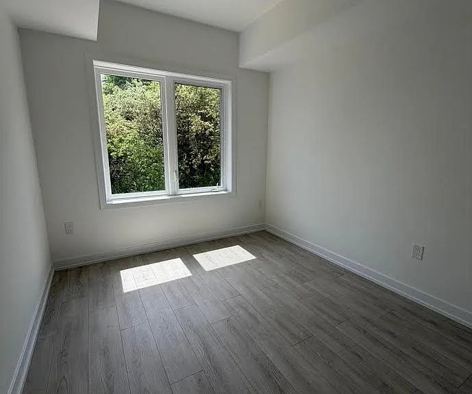 42 Lowes Rd W #116 — Photo 7