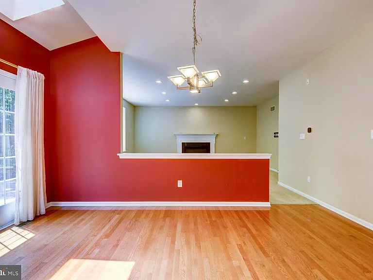 45 Lockwood Dr — Photo 22