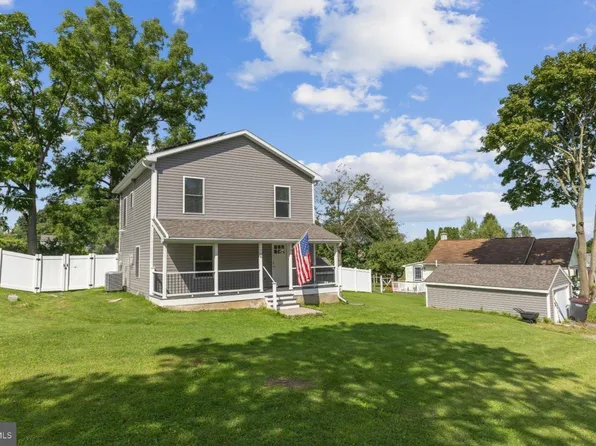 756 S Nixon Rd, Pine Grove Mills, PA 16868