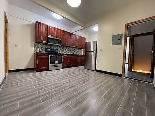 1st image of 398 Woodbine St #1
