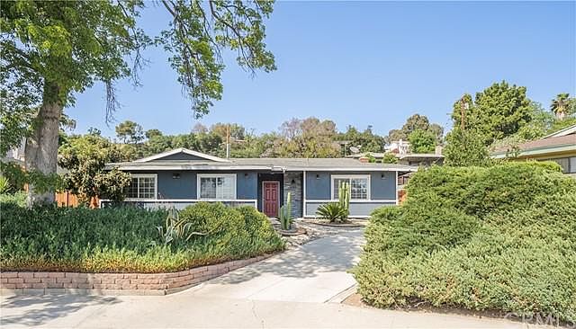 1st image of 1586 Valencia Pl