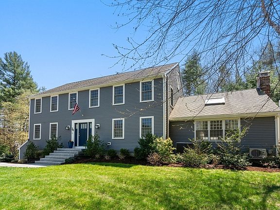 3rd image of 70 Cross Creek Ln