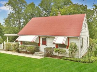 16 Ramapo Rd, Ossining, NY 10562