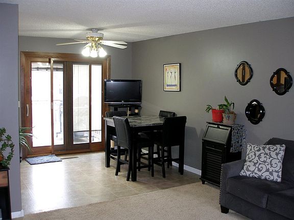 4th image of 4619 Linden Dr