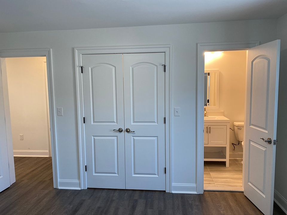 1st image of 719 Crabb Ave #5