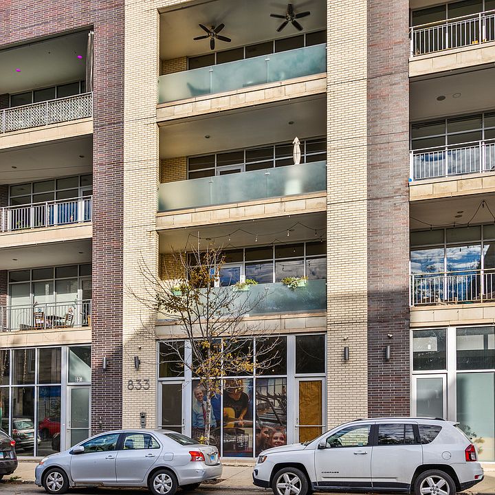 1st image of 833 N California Ave APT 3N