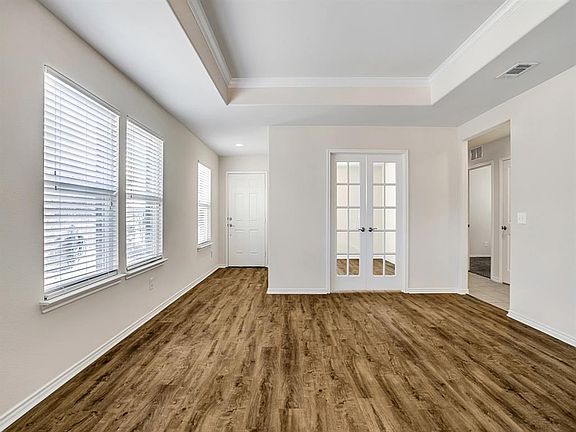 4th image of 2564 Honeybee Ln