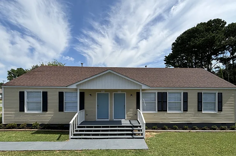 812 Jane Dr — Photo 1