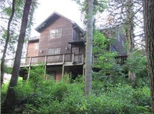 4115 E Roarks Cove Rd, Decherd, TN 37324