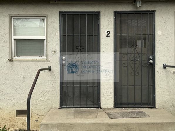 303 E Oak St #B-2