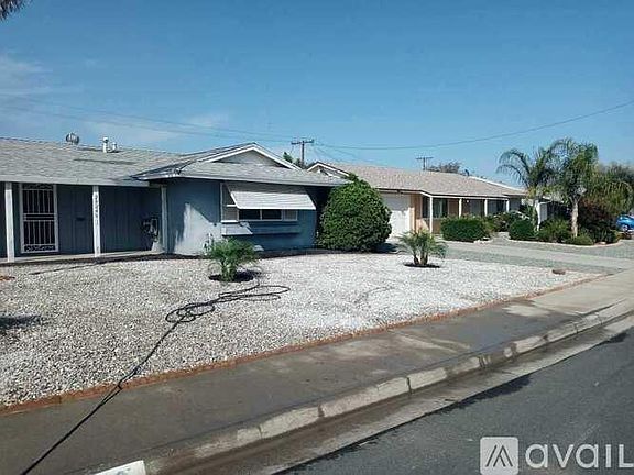 3rd image of 29240 Thornhill Dr