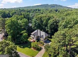 82 Old Mountain Pl, Powder Springs, GA 30127