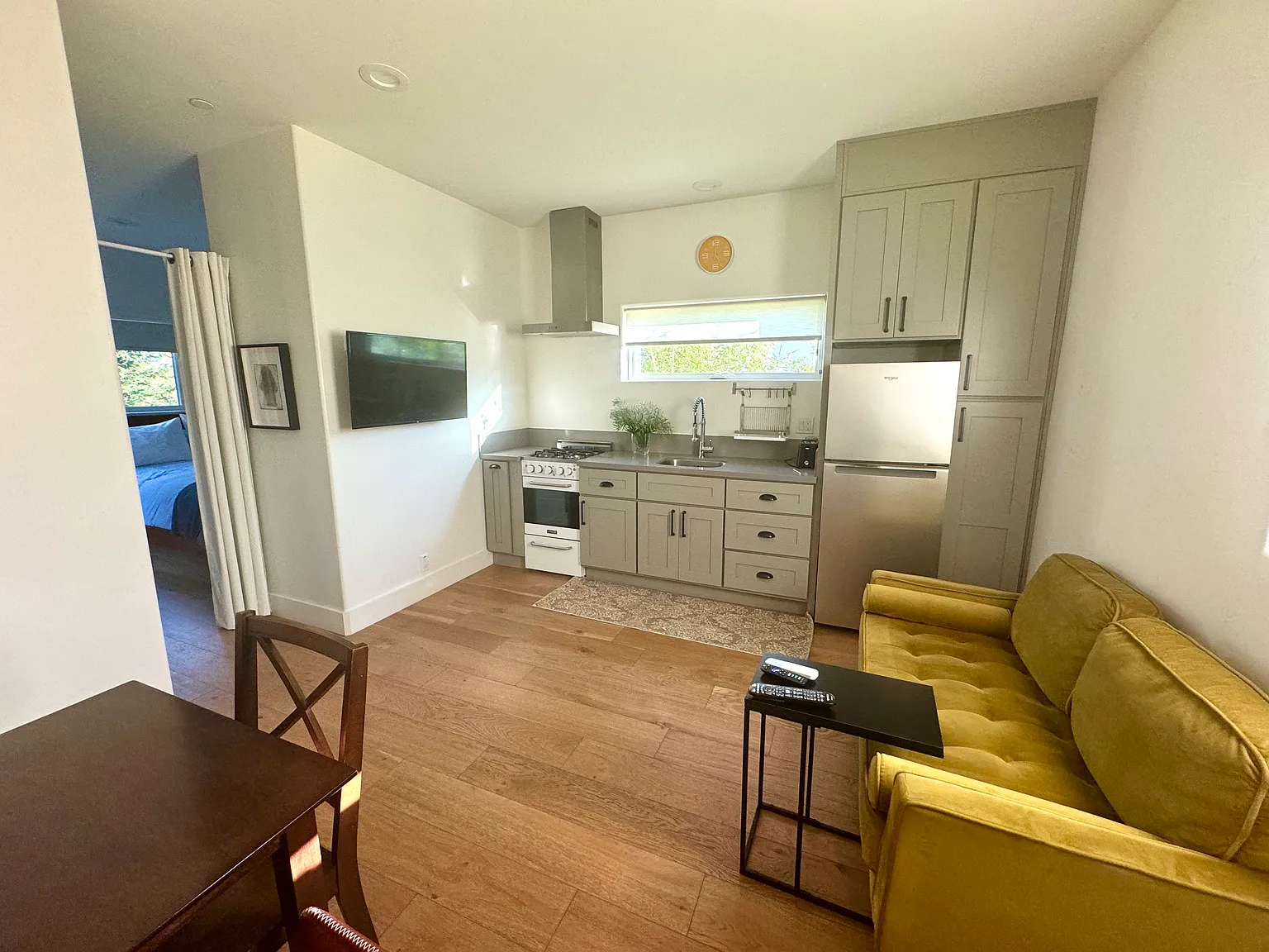 1 bed, 480 sqft, $2,225 — Photo 2