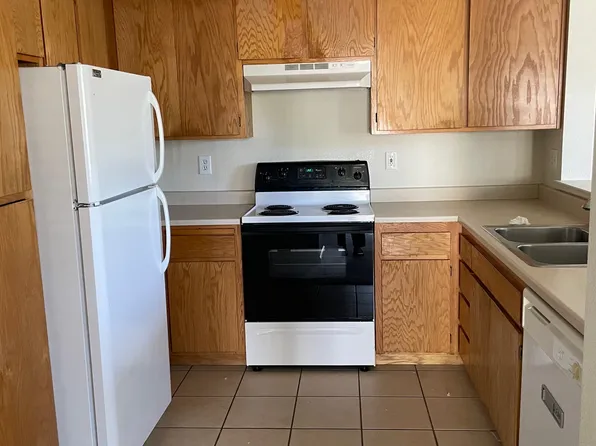 865 Jennings Ave #11, Santa Rosa, CA 95401