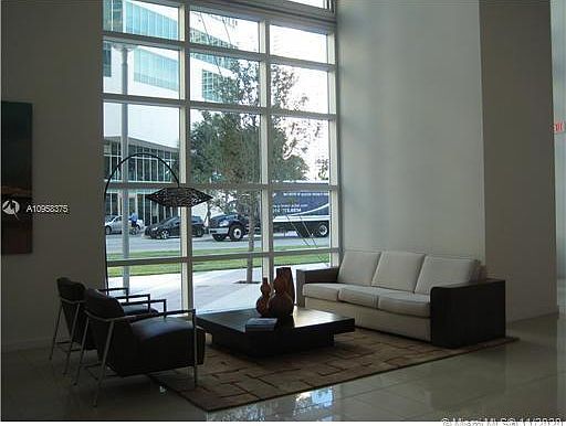 3rd image of 300 S Biscayne Blvd #L-424