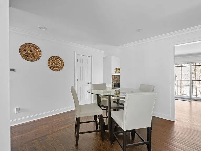 1744 Woodcliff Pl NE — Photo 9