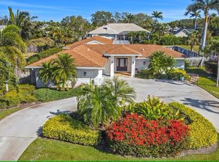 687 Pompano Dr, Naples, FL 34110