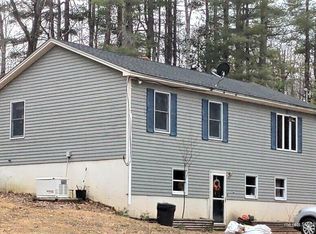 43 Sodom Rd, Hebron, ME 04238