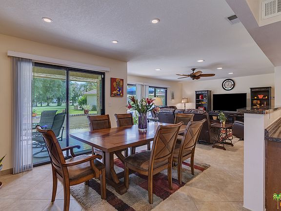 3rd image of 68582 Paseo Real
