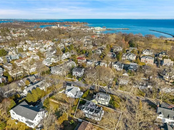8 Hayward Place, Rye, NY 10580