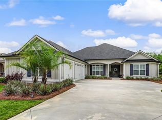 116 Jake Colton Dr, Kingsland, GA 31548