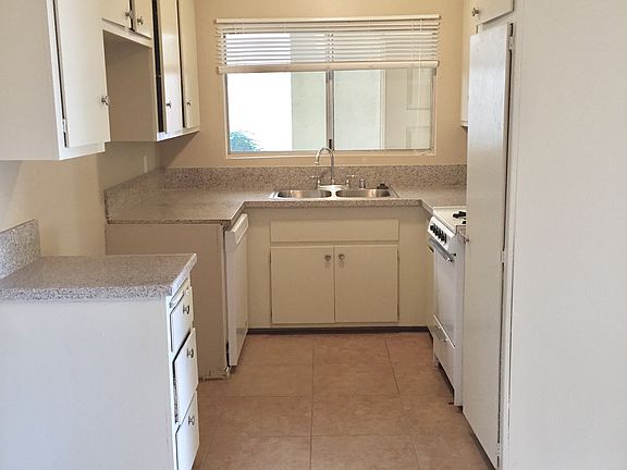 5th image of 1193 E Washington Blvd APT 10