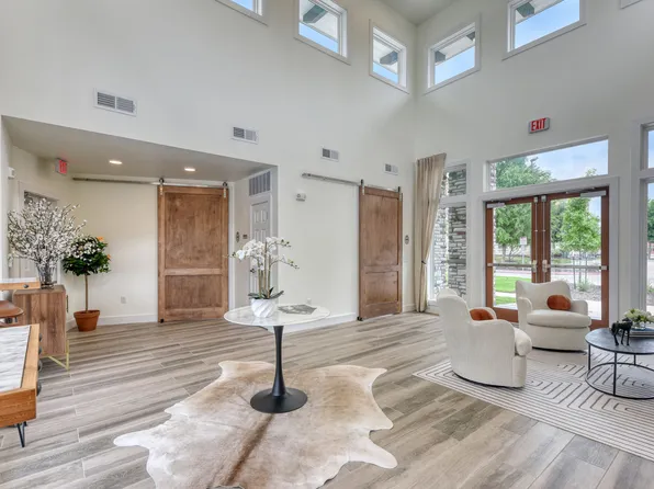 Alamo Residences at Spurs Lane