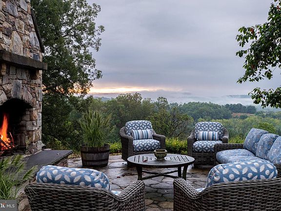 4th image of 3600 Butler Rd