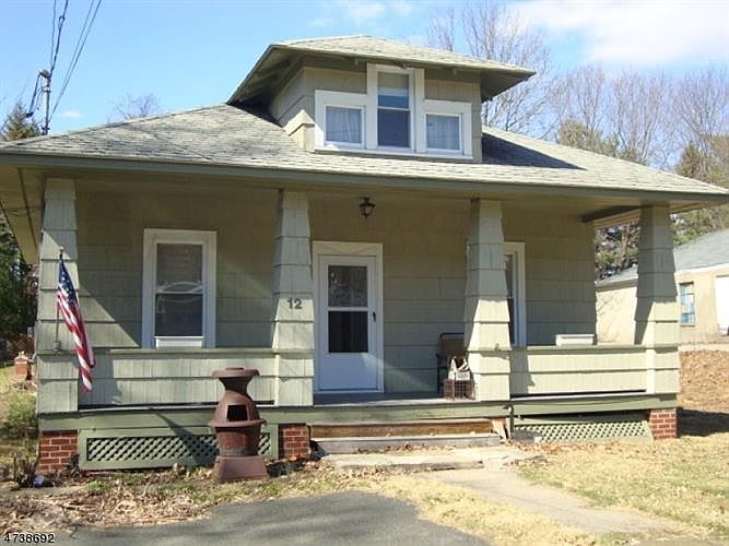 2nd image of 12 Main St
