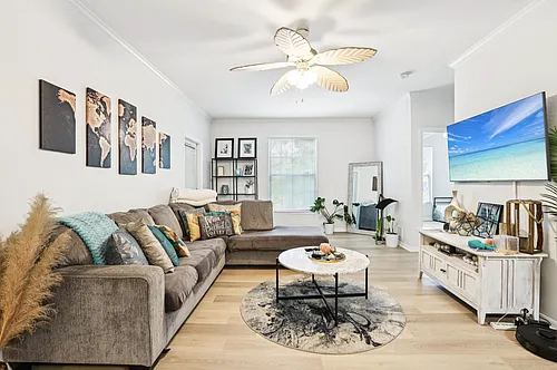 10125 Courtney Palms Blvd #201 Photo 1