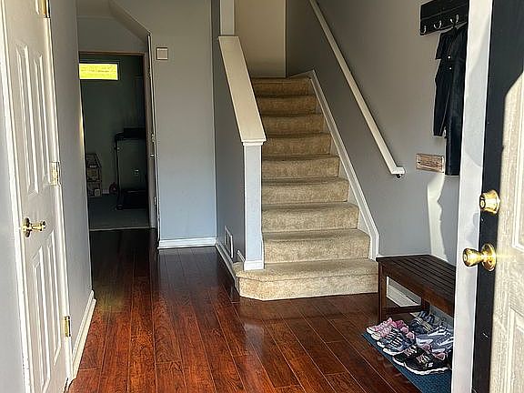2nd image of 250 Bruaw Dr
