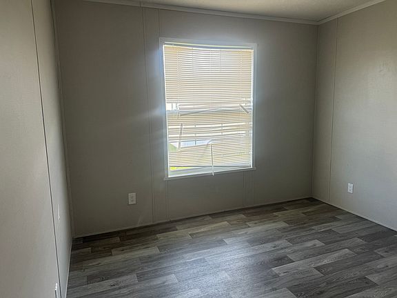 2nd image of 840 Daria Dr #840