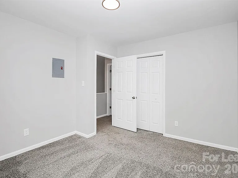 1219 Anderson St — Photo 18