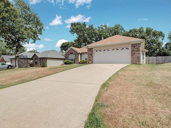2nd image of 10733 Stoneridge Dr