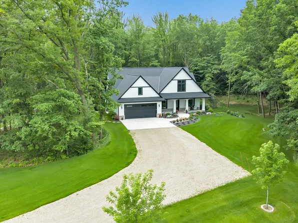 297 Red Tail Ct, Sobieski, WI 54171