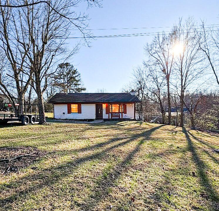 1st image of 264 Whitson Ln