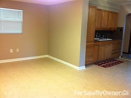5th image of 805 Trudeau Dr